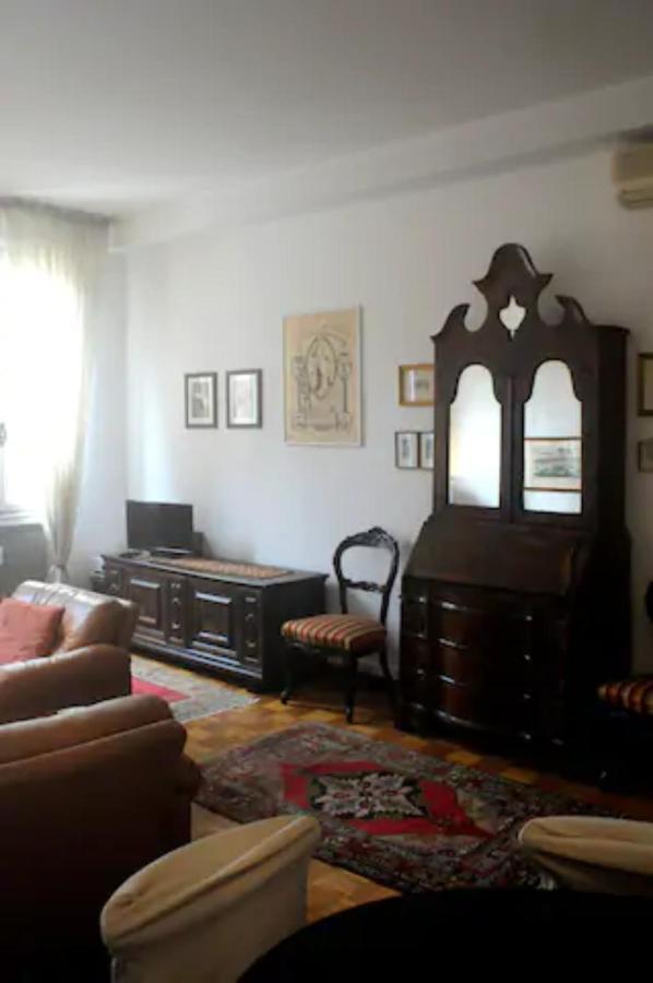 Apartamento Charming Flat With Terrace Over The Canal Venecia
